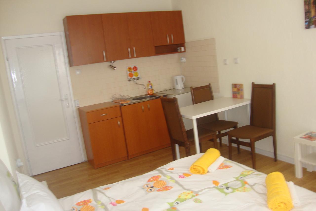 Guest Rooms Colours Kazanlŭk Exterior foto